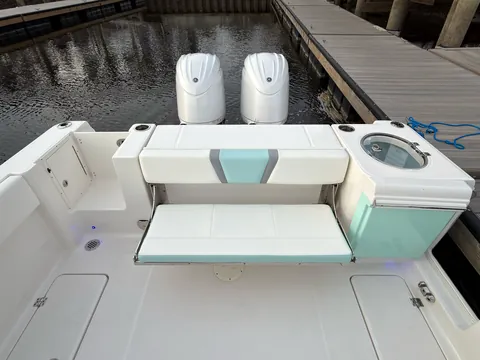 2025 Robalo R 250 — Coastal Boat Pros, Little River SC