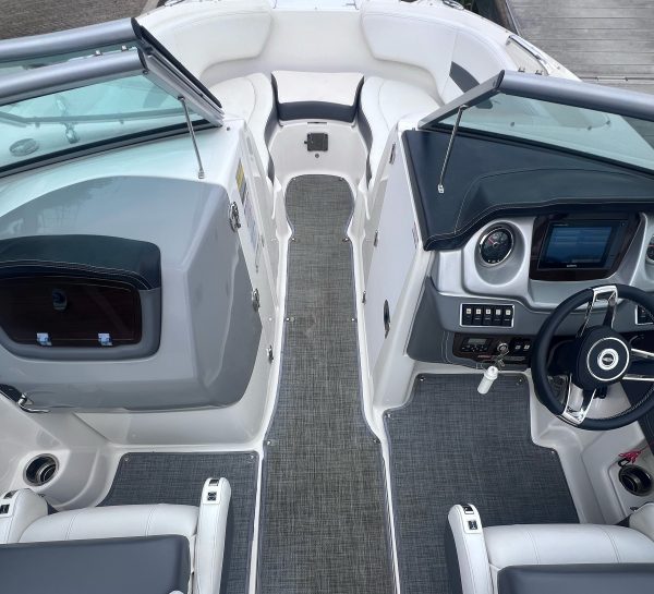 Coastal Boat Pros, Little River, SC, Pre-Owned Boats, 2015 Chaparral 224 Sunesta