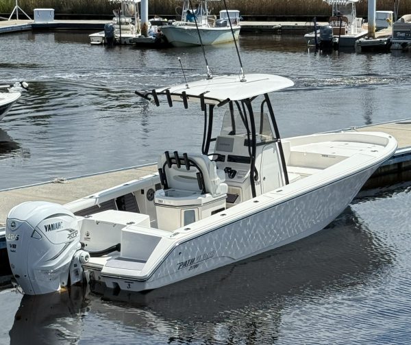 Coastal Boat Pros, Little River, SC, Pre-Owned Boats, 2024 Pathfinder 2700