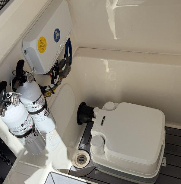 Coastal Boat Pros, Little River, SC, Pre-Owned Boats, 2024 Pathfinder 2700