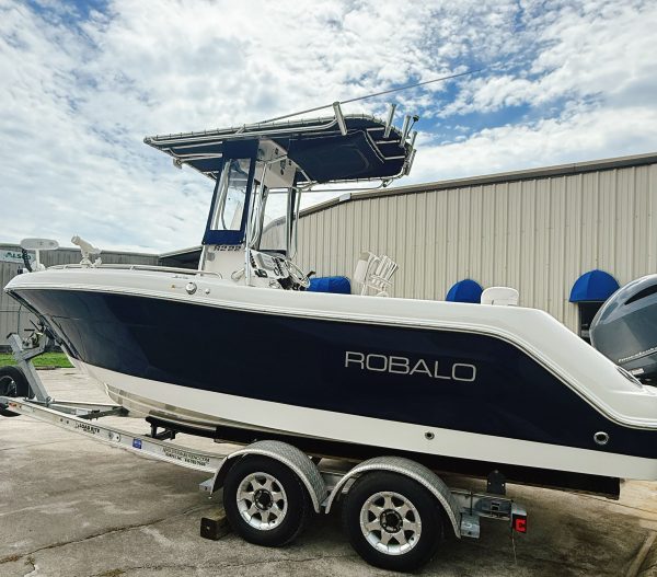 Coastal Boat Pros, Little River, SC, Pre-Owned Boats, 2016 Robalo 222