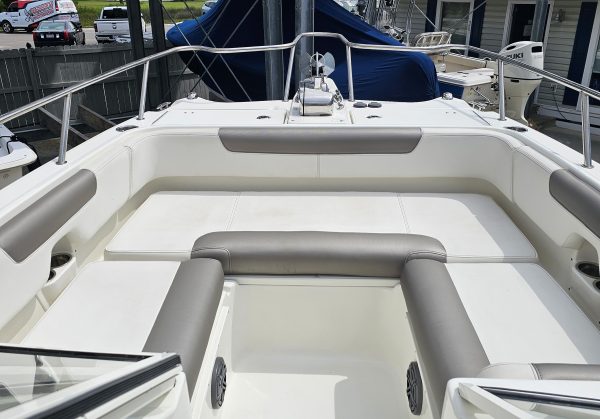Coastal Boat Pros, Little River, SC, Pre-Owned Boats, 2018 WorldCat 255 DC