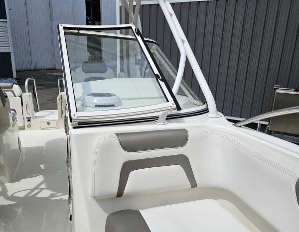 Coastal Boat Pros, Little River, SC, Pre-Owned Boats, 2018 WorldCat 255 DC