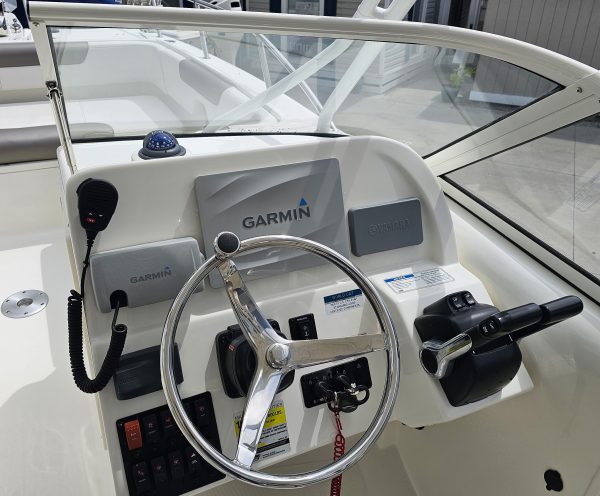 Coastal Boat Pros, Little River, SC, Pre-Owned Boats, 2018 WorldCat 255 DC