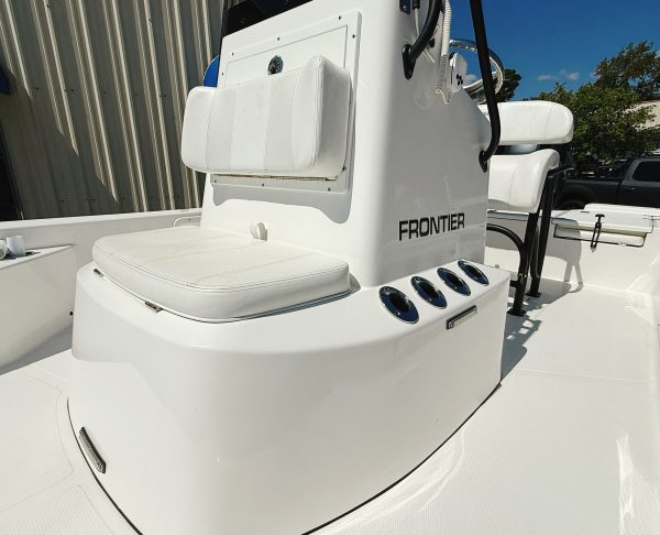 Coastal Boat Pros, Little River, SC, Pre-Owned Boats, 2015 Frontier 2104