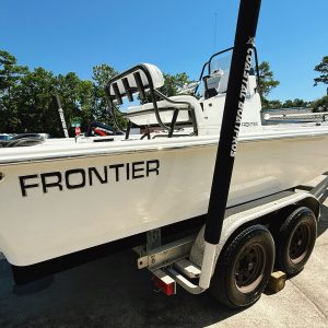 Coastal Boat Pros, Little River, SC, Pre-Owned Boats, 2015 Frontier 2104