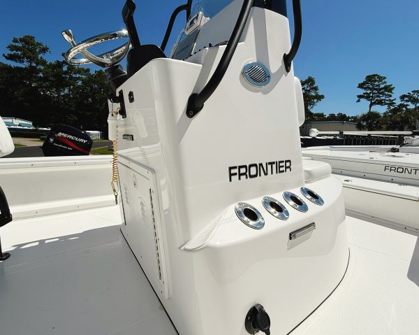 Coastal Boat Pros, Little River, SC, Pre-Owned Boats, 2015 Frontier 2104