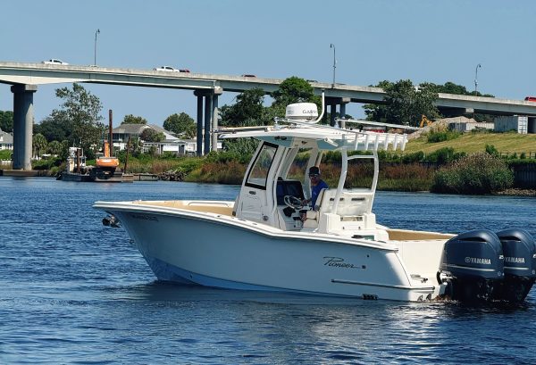 Coastal Boat Pros, Little River, SC, Pre-Owned Boats, 2019 Pioneer 266 Pelagic